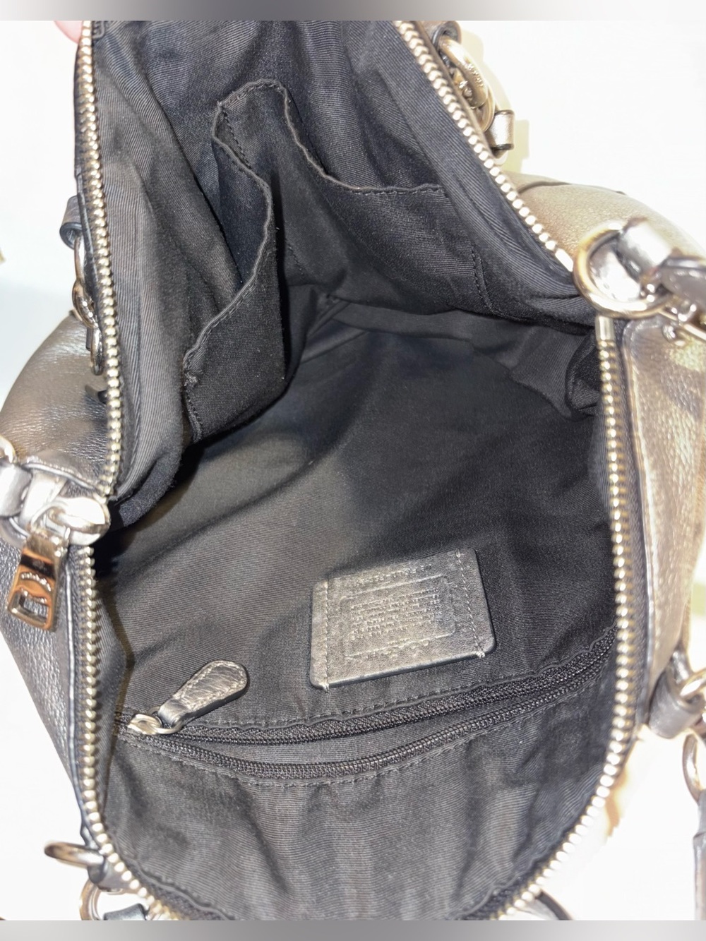 Coach Medium Kelsey Satchel in Metallic Silver Pebble Leather - Picture 3 of 4